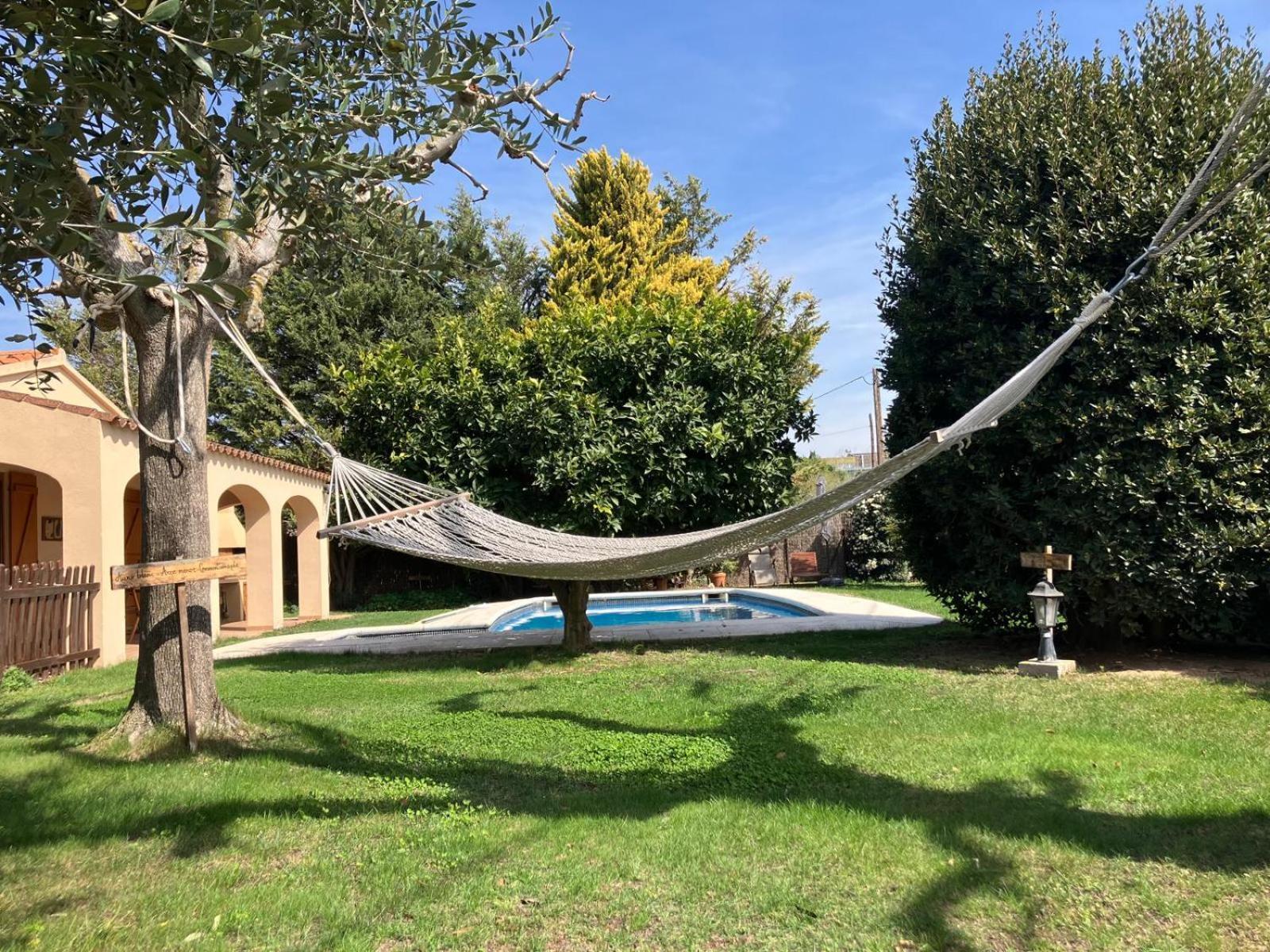 Apartment With Private Pool And Garden San Martín Sarroca Zewnętrze zdjęcie