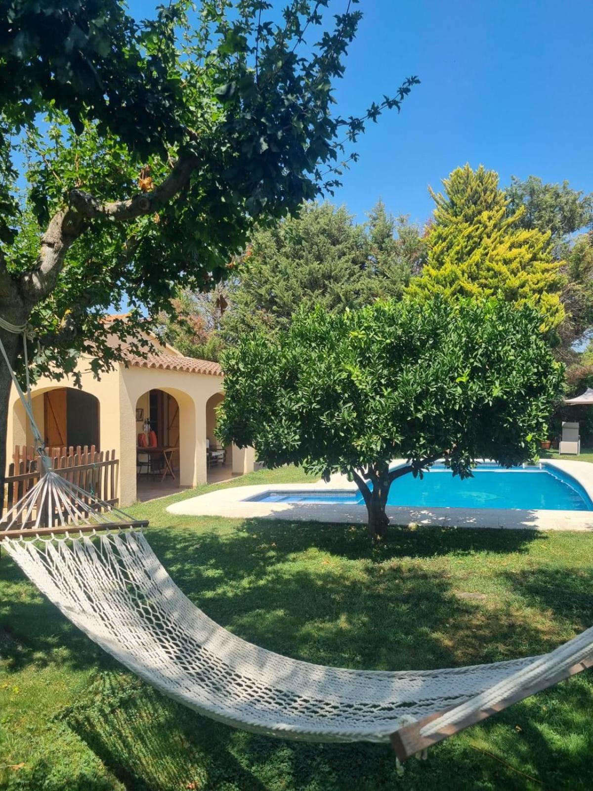 Apartment With Private Pool And Garden San Martín Sarroca Zewnętrze zdjęcie